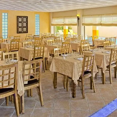 Casablanca Unique 4* מונטה גורדו