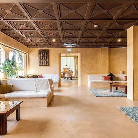 Casablanca Unique 4* مونت غوردو